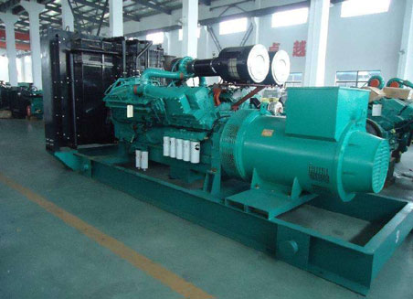安丘800kw康明斯柴油发电机组图片 安丘800kw康明斯柴油发电机组图片
